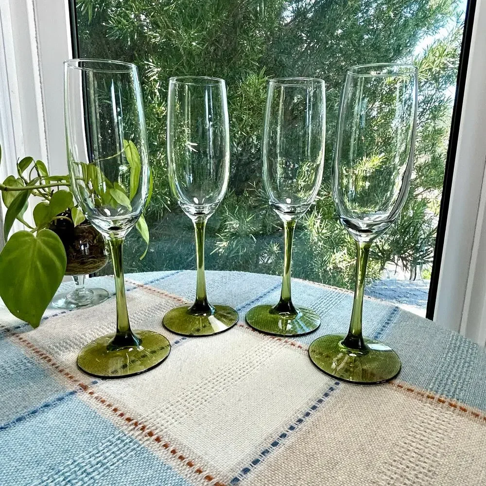 Set of 4 Pier 1 Pantiago Olive Green Champagne Flutes 9.25”